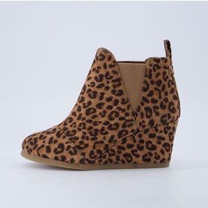 Dunes Zoey Wedge Bootie size 10